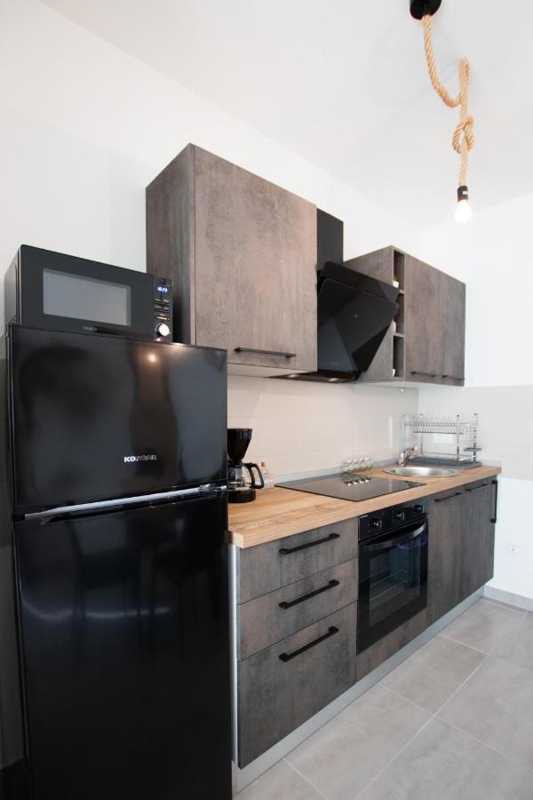 4 * Apartment Sunset Close To The Sea Kaštela エクステリア 写真