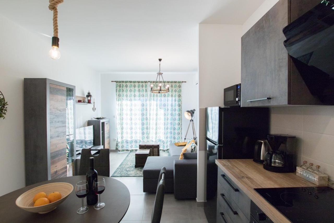 4 * Apartment Sunset Close To The Sea Kaštela エクステリア 写真