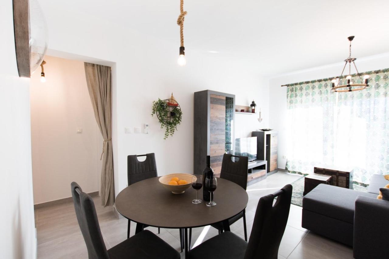 4 * Apartment Sunset Close To The Sea Kaštela エクステリア 写真